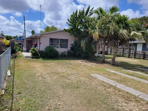1120 NW 11th Street Homestead FL 33030