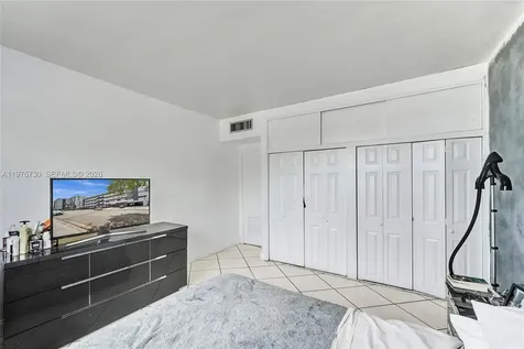 1880 S Treasure Drive North Bay Village FL 33141