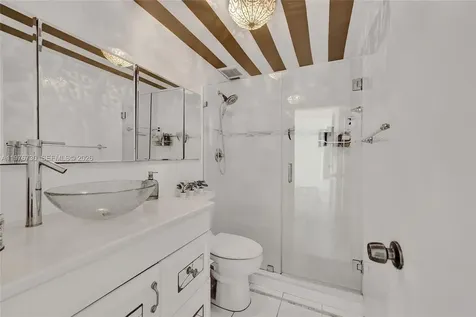 1880 S Treasure Drive North Bay Village FL 33141