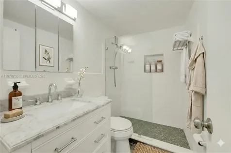 1880 S Treasure Drive North Bay Village FL 33141