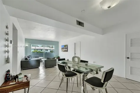 1880 S Treasure Drive North Bay Village FL 33141