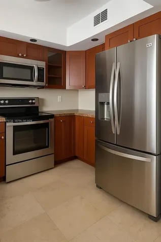 555 NE 15th Street Miami FL 33132