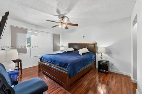9748 S Belfort Circle Tamarac FL 33321