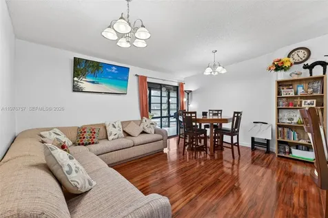 9748 S Belfort Circle Tamarac FL 33321