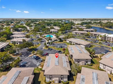 9748 S Belfort Circle Tamarac FL 33321