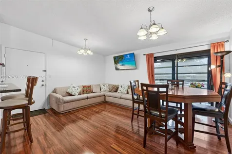 9748 S Belfort Circle Tamarac FL 33321