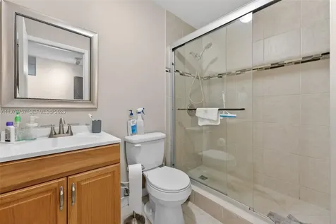9748 S Belfort Circle Tamarac FL 33321