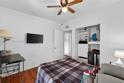 9748 S Belfort Circle Tamarac FL 33321