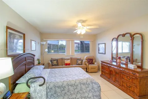 1201 SW 141st Avenue Pembroke Pines FL 33027