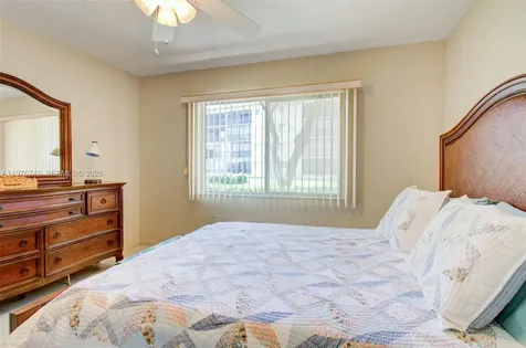 1201 SW 141st Avenue Pembroke Pines FL 33027