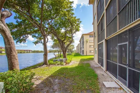 1201 SW 141st Avenue Pembroke Pines FL 33027