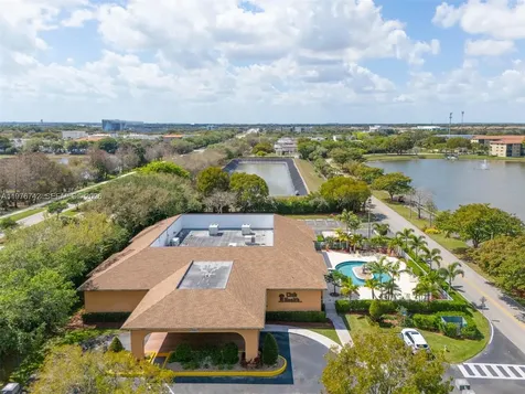1201 SW 141st Avenue Pembroke Pines FL 33027