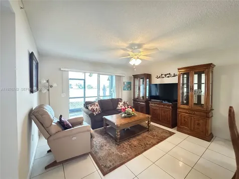 1201 SW 141st Avenue Pembroke Pines FL 33027