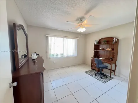 1201 SW 141st Avenue Pembroke Pines FL 33027
