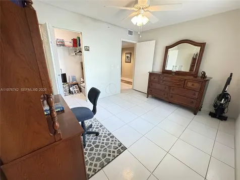 1201 SW 141st Avenue Pembroke Pines FL 33027