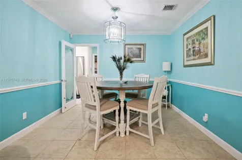 9838 SW 94th Terrace Miami FL 33176
