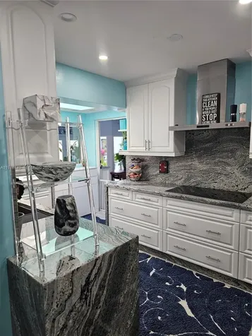 9838 SW 94th Terrace Miami FL 33176
