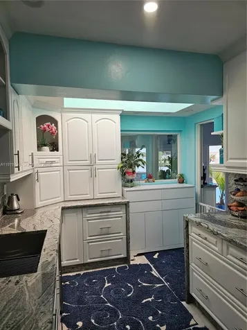 9838 SW 94th Terrace Miami FL 33176