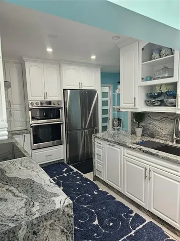 9838 SW 94th Terrace Miami FL 33176