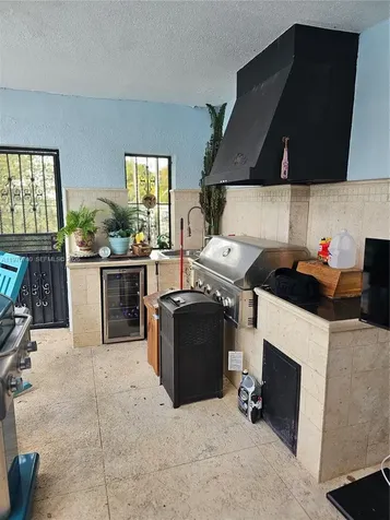 9838 SW 94th Terrace Miami FL 33176