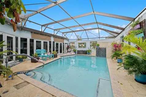 9838 SW 94th Terrace Miami FL 33176