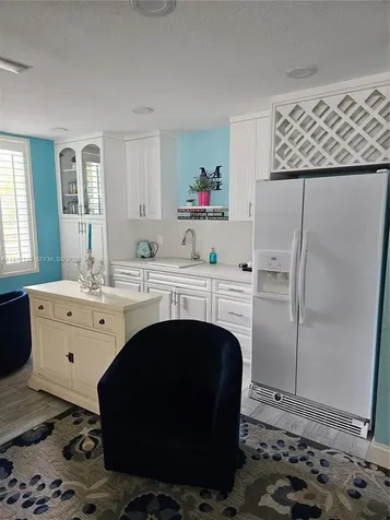 9838 SW 94th Terrace Miami FL 33176