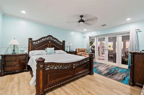 9838 SW 94th Terrace Miami FL 33176