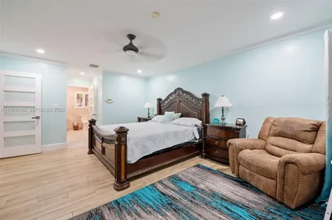 9838 SW 94th Terrace Miami FL 33176
