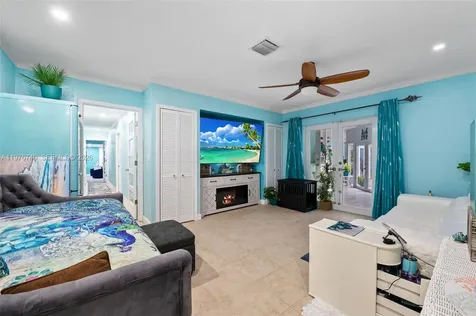 9838 SW 94th Terrace Miami FL 33176