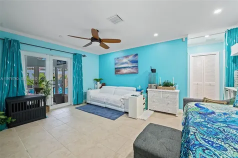 9838 SW 94th Terrace Miami FL 33176