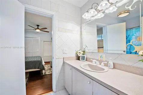 9838 SW 94th Terrace Miami FL 33176