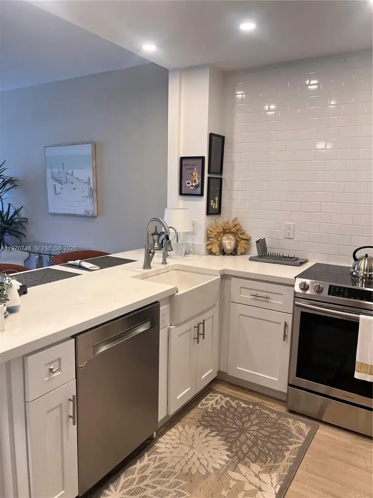400 N Riverside Drive Pompano Beach FL 33062