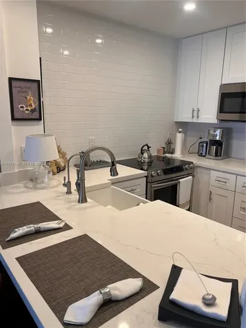400 N Riverside Drive Pompano Beach FL 33062