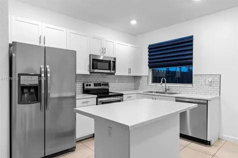 1467 SE 26th Road Homestead FL 33035