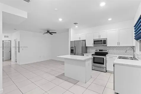 1467 SE 26th Road Homestead FL 33035