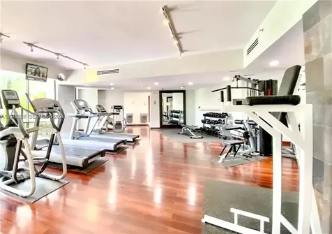 3300 NE 191st Street Aventura FL 33180