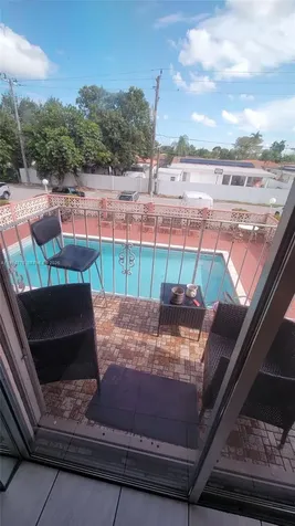 6820 W Flagler Street Miami FL 33144