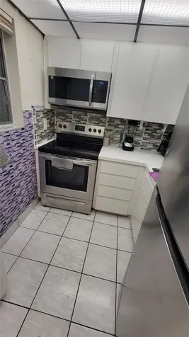 6820 W Flagler Street Miami FL 33144