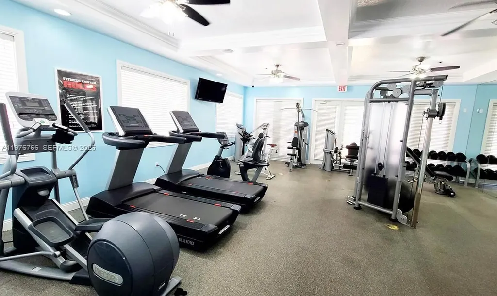 2033 SE 10th Avenue Fort Lauderdale FL 33316
