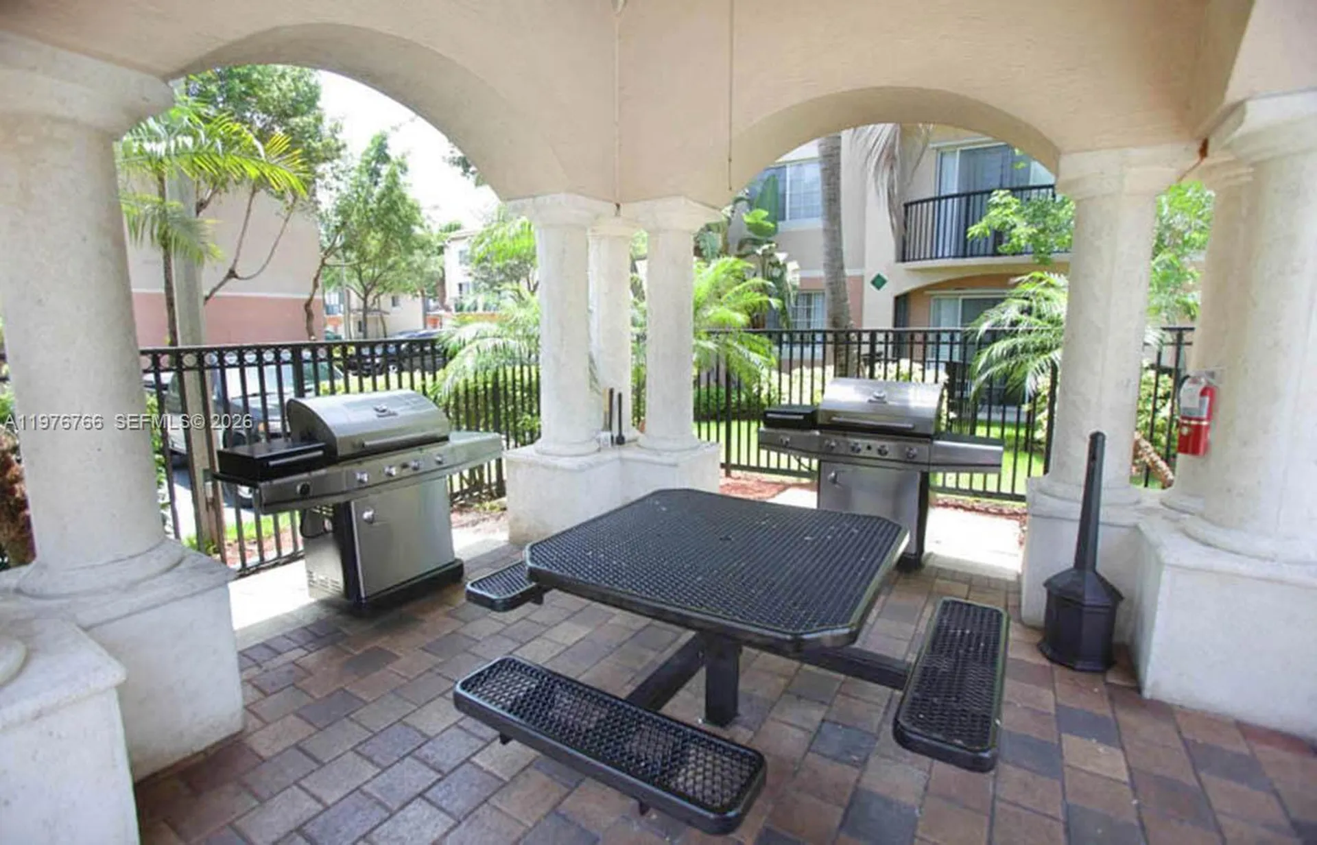 2033 SE 10th Avenue Fort Lauderdale FL 33316