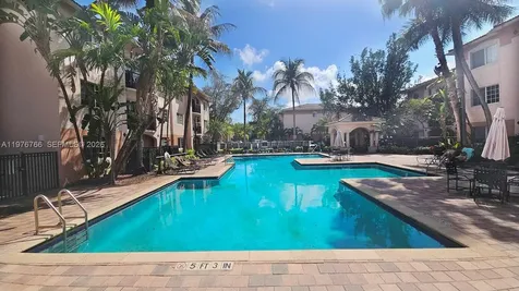 2033 SE 10th Avenue Fort Lauderdale FL 33316