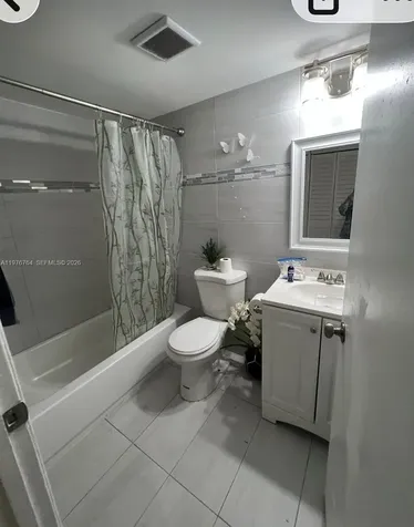 851 NE 207th Terrace Miami FL 33179