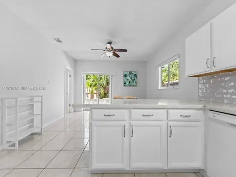 6 SE Marlin Avenue Key Largo FL 33037