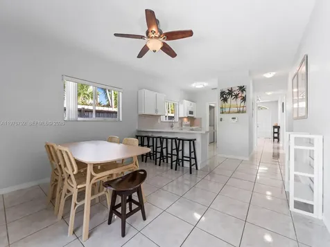 6 SE Marlin Avenue Key Largo FL 33037