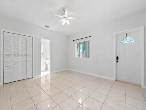 6 SE Marlin Avenue Key Largo FL 33037