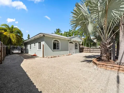 6 SE Marlin Avenue Key Largo FL 33037