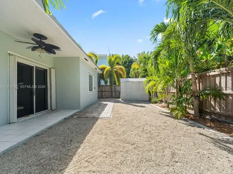 6 SE Marlin Avenue Key Largo FL 33037