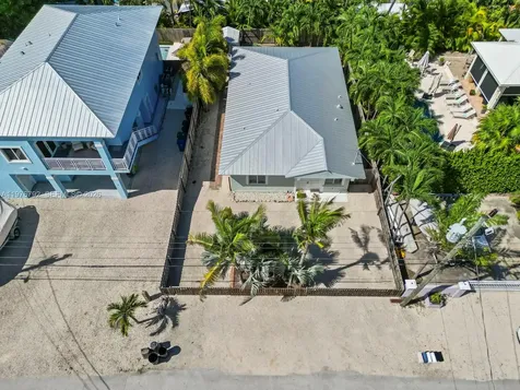6 SE Marlin Avenue Key Largo FL 33037