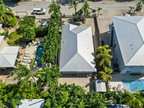 6 SE Marlin Avenue Key Largo FL 33037