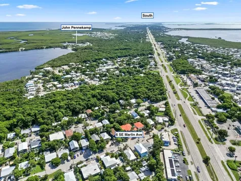 6 SE Marlin Avenue Key Largo FL 33037